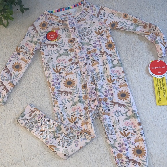 Magnetic Me Other - NWT Magnetic Me Floral Convertible Footie Garden of Dreams 18-24M